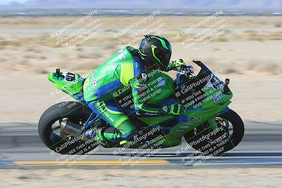 media/Dec-05-2024-Racers Edge (Thu) [[e102e0690b]]/3-B Group/Session 1 (Turn 9 Inside)/